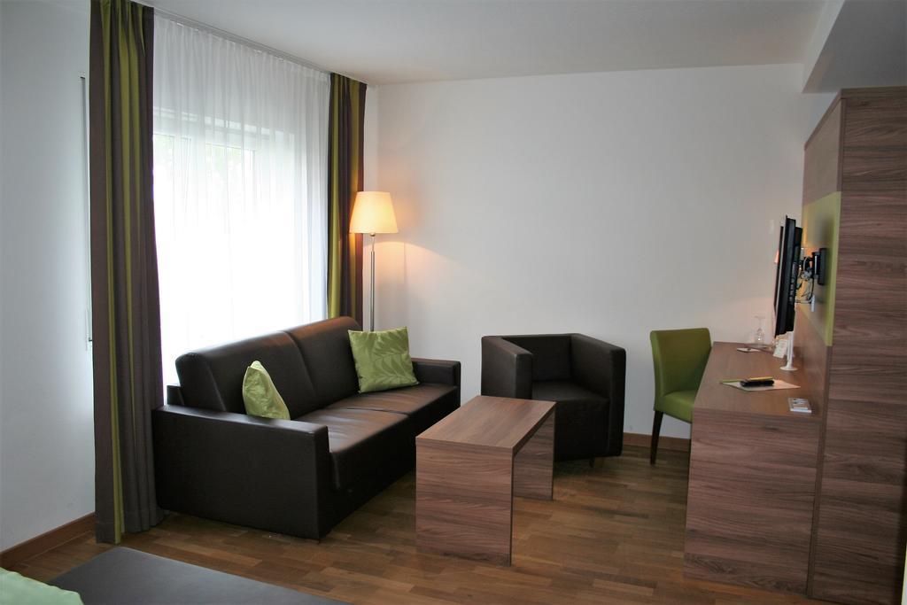 Stadthotel Bernstein Регенсбург Екстериор снимка