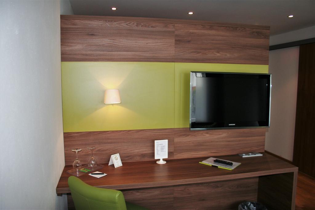Stadthotel Bernstein Регенсбург Екстериор снимка