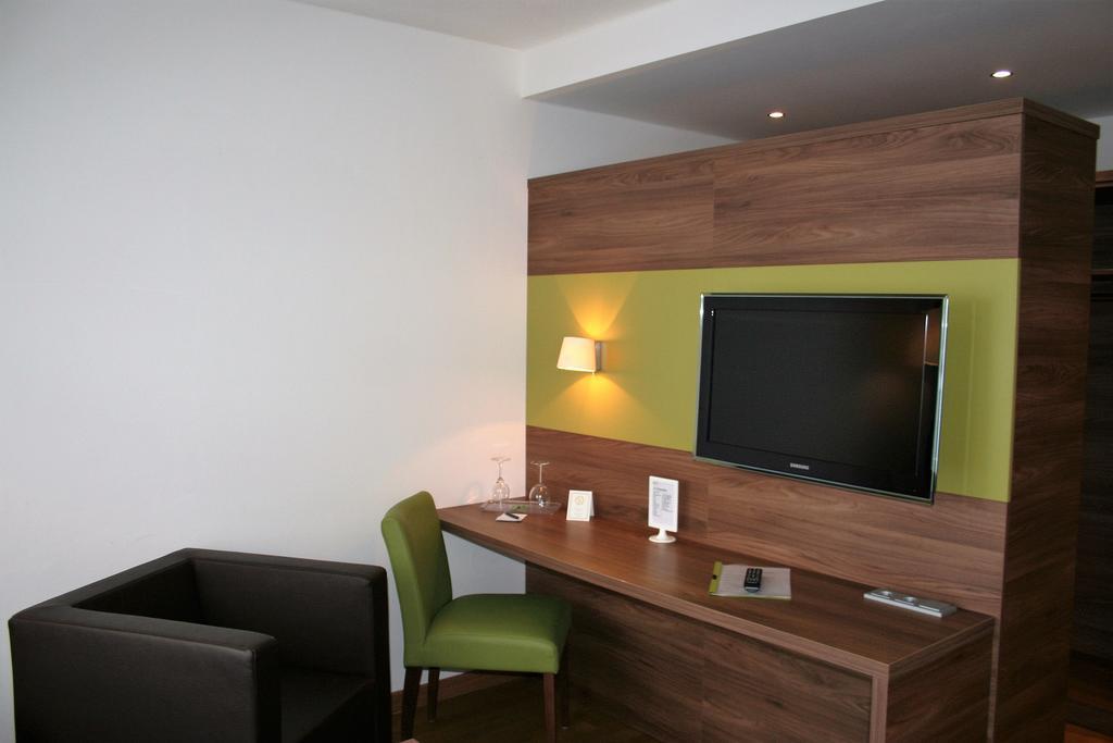 Stadthotel Bernstein Регенсбург Екстериор снимка