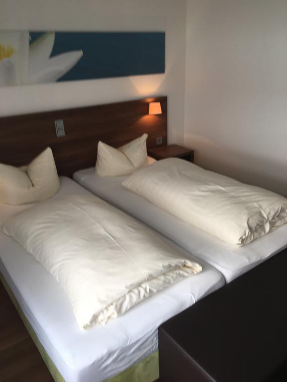 Stadthotel Bernstein Регенсбург Екстериор снимка